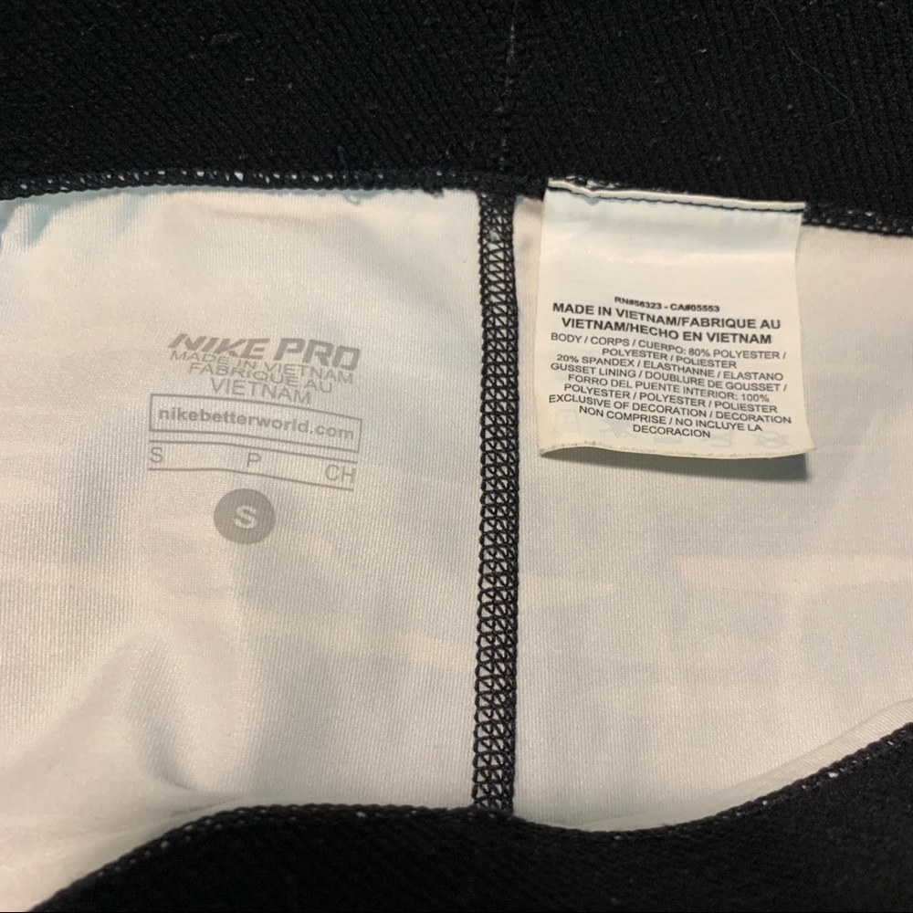 Nike Pro- Capri Leggings - image 3